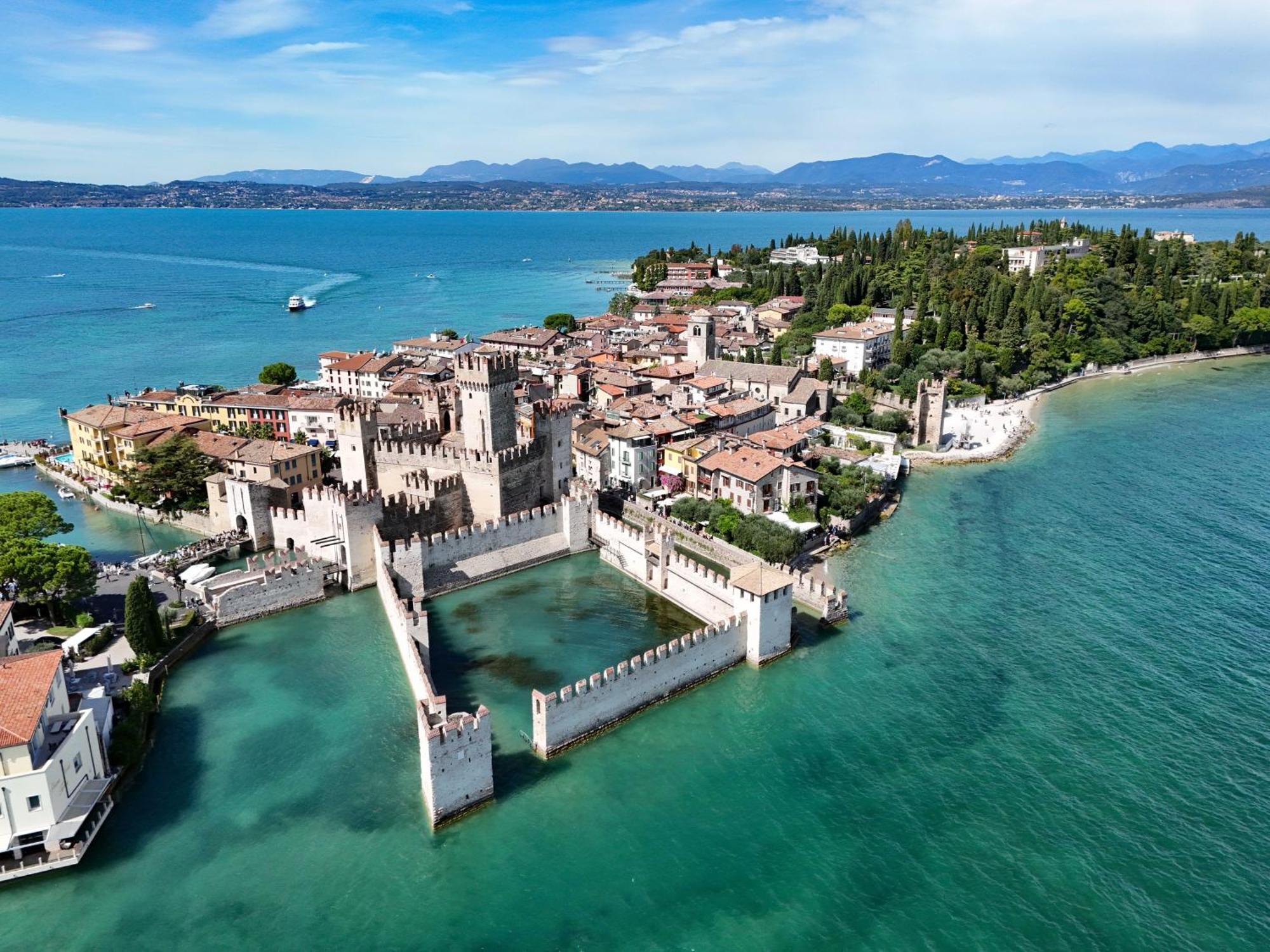 Locanda Carolina Callas Sirmione Exterior photo